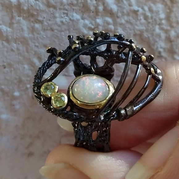 Natural opal peridot  sterling artistic ring - Picture 7 of 8
